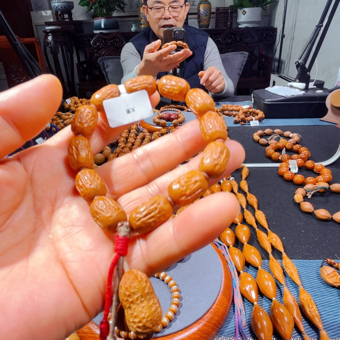 吊坠橄榄核新人在这里