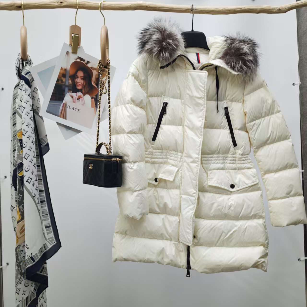 99新 MONCLER  海囤J/蒙口上衣/1码/uu33513