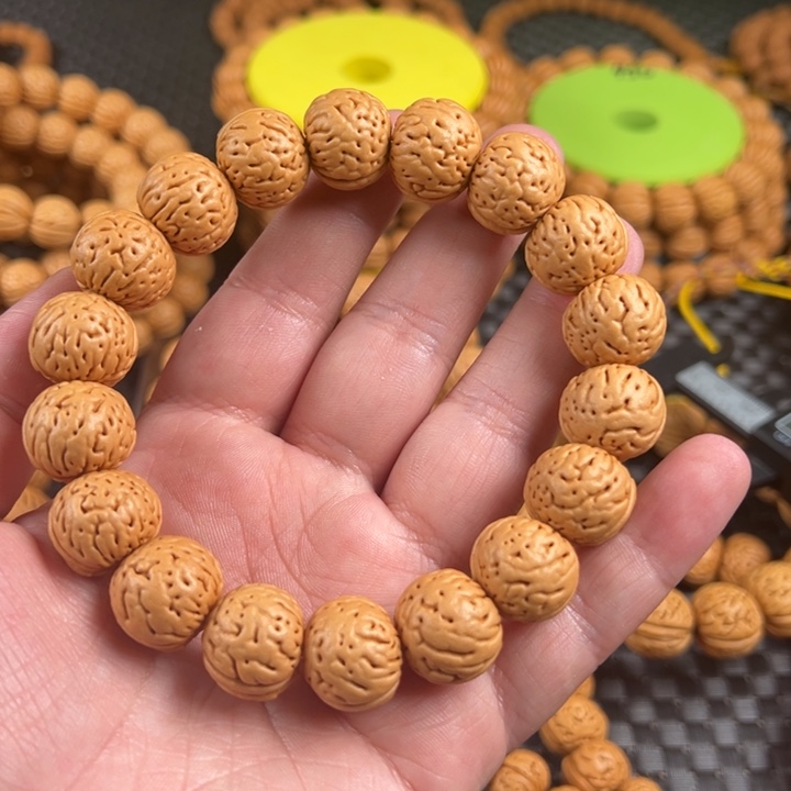 闲***你手串桃核金丹桃核