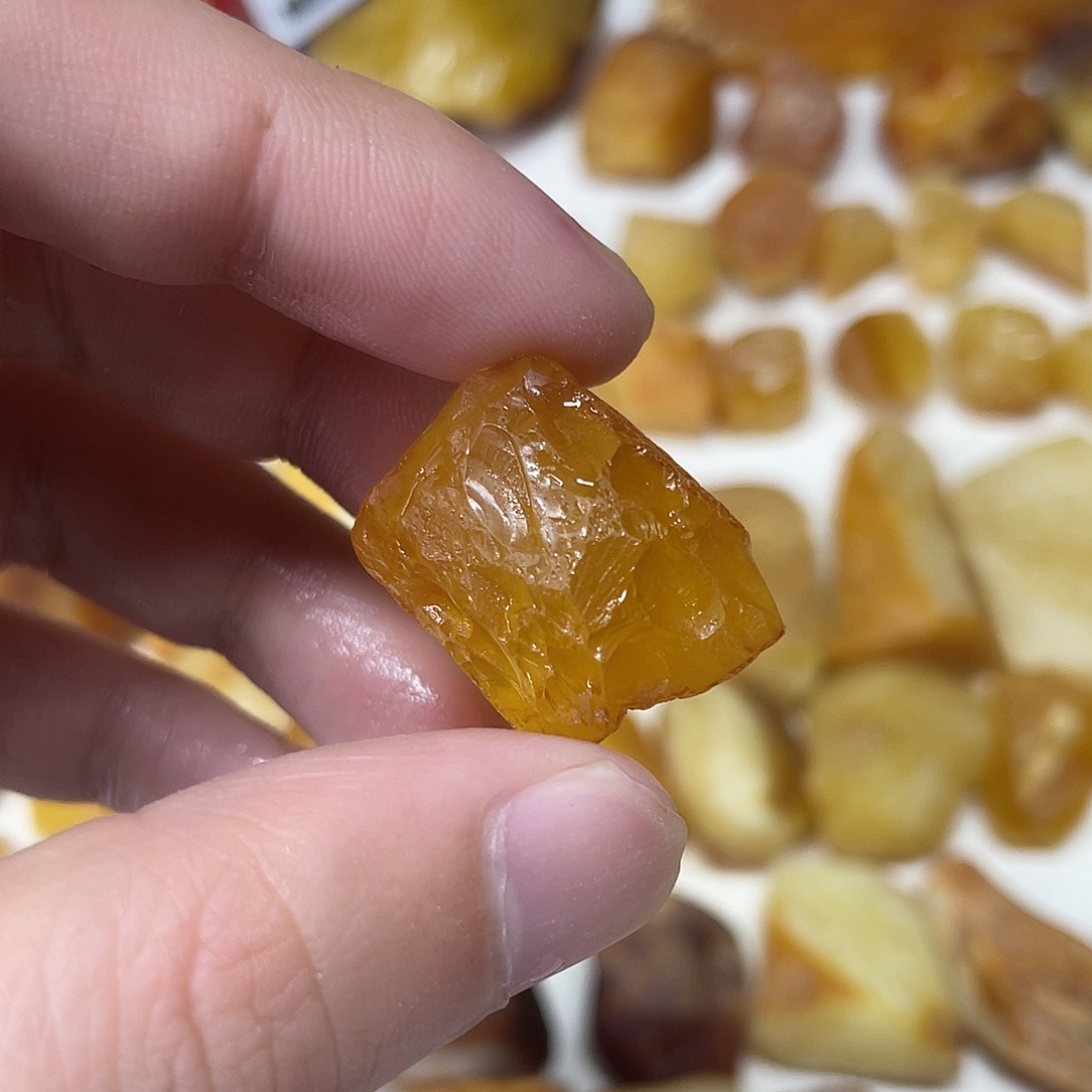 定制琥珀未镶嵌原矿琥珀