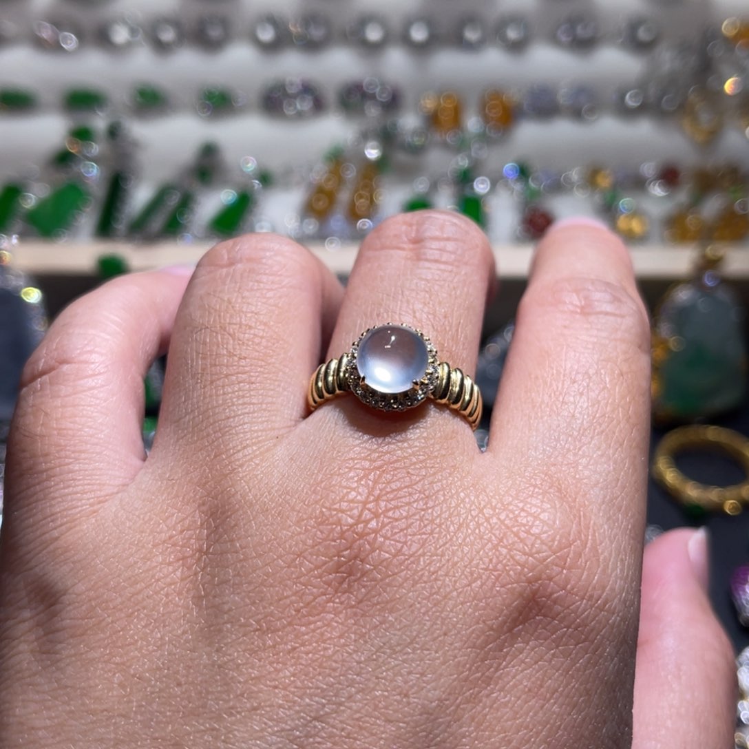 翡翠戒指18K金镶嵌冰蛋戒指