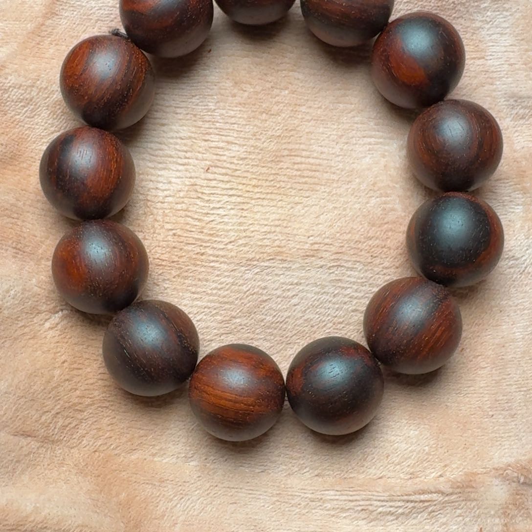 【闪购商品】檀香紫檀（小叶紫檀）潘*隆1.8/13黑飘红彼此房料料