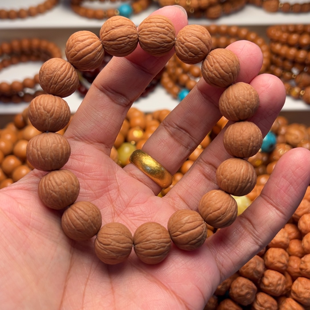 猴头核桃手串凤羽