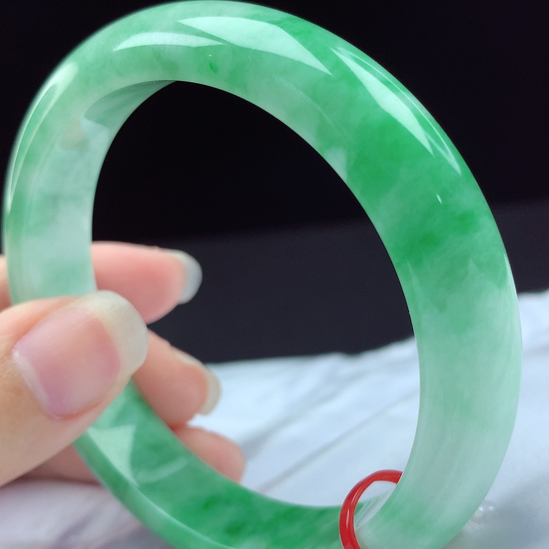 未镶嵌手镯翡翠89080，