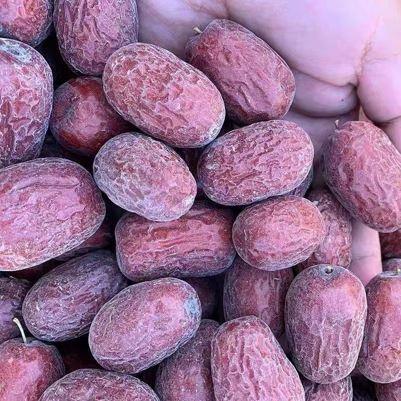 新枣新疆灰枣原生态未清洗带土枣特产吊干果特级泡茶