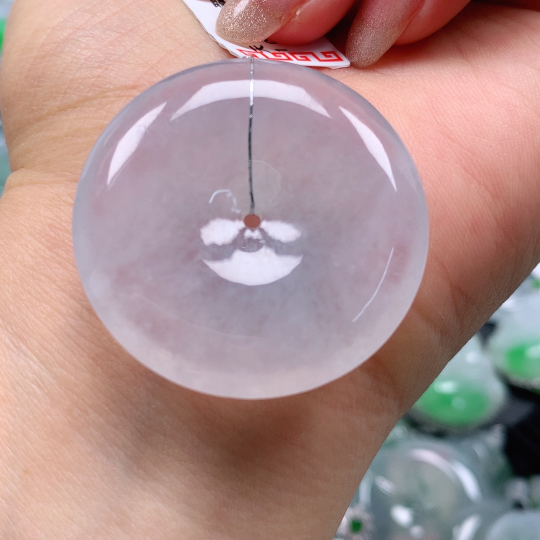 翡翠颈饰未镶嵌天然翡翠