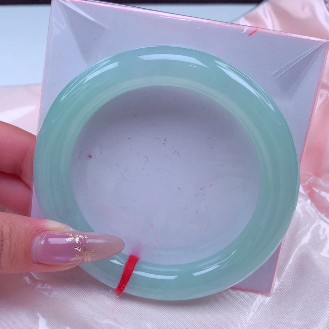 翡翠手镯未镶嵌翡翠56