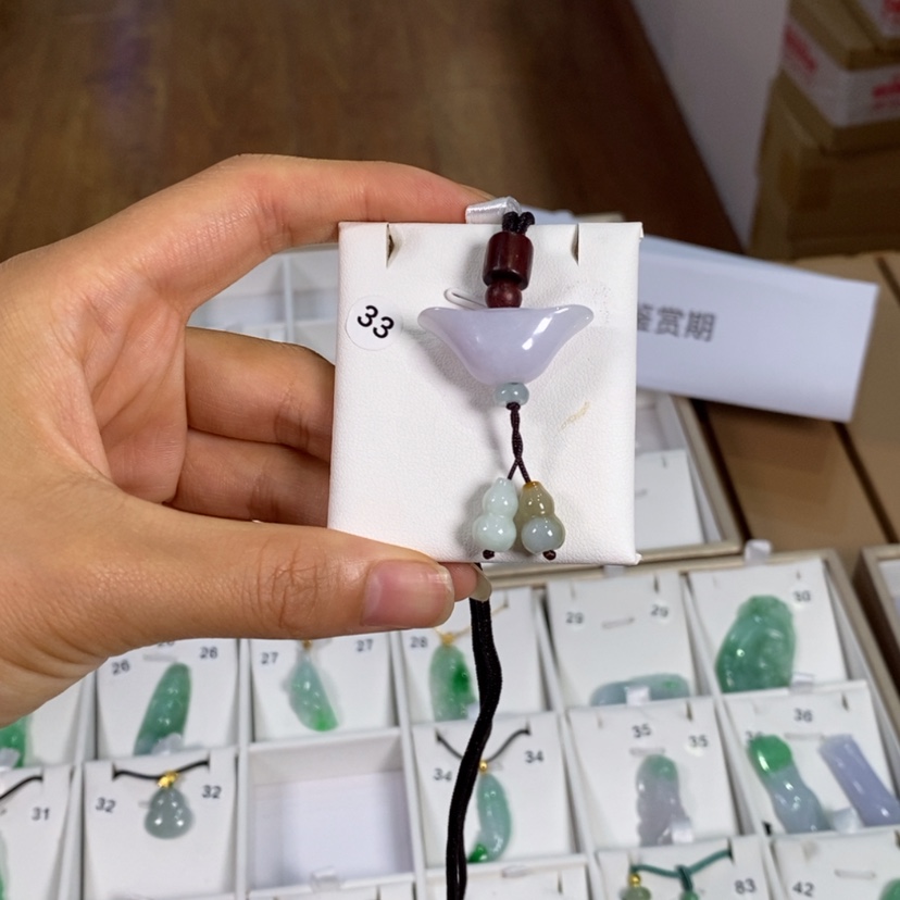 【闪购商品】颈饰未镶嵌翡翠