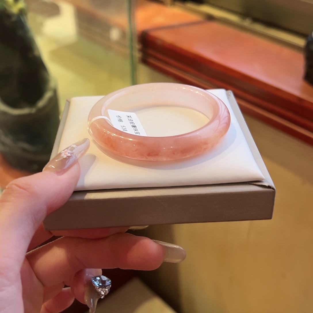 石英质玉手镯未镶嵌海****（