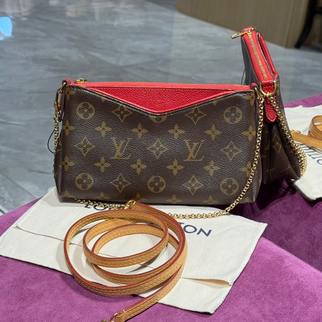 95新 LouisVuitton/路易威登 老花拼红mini传奇单肩包