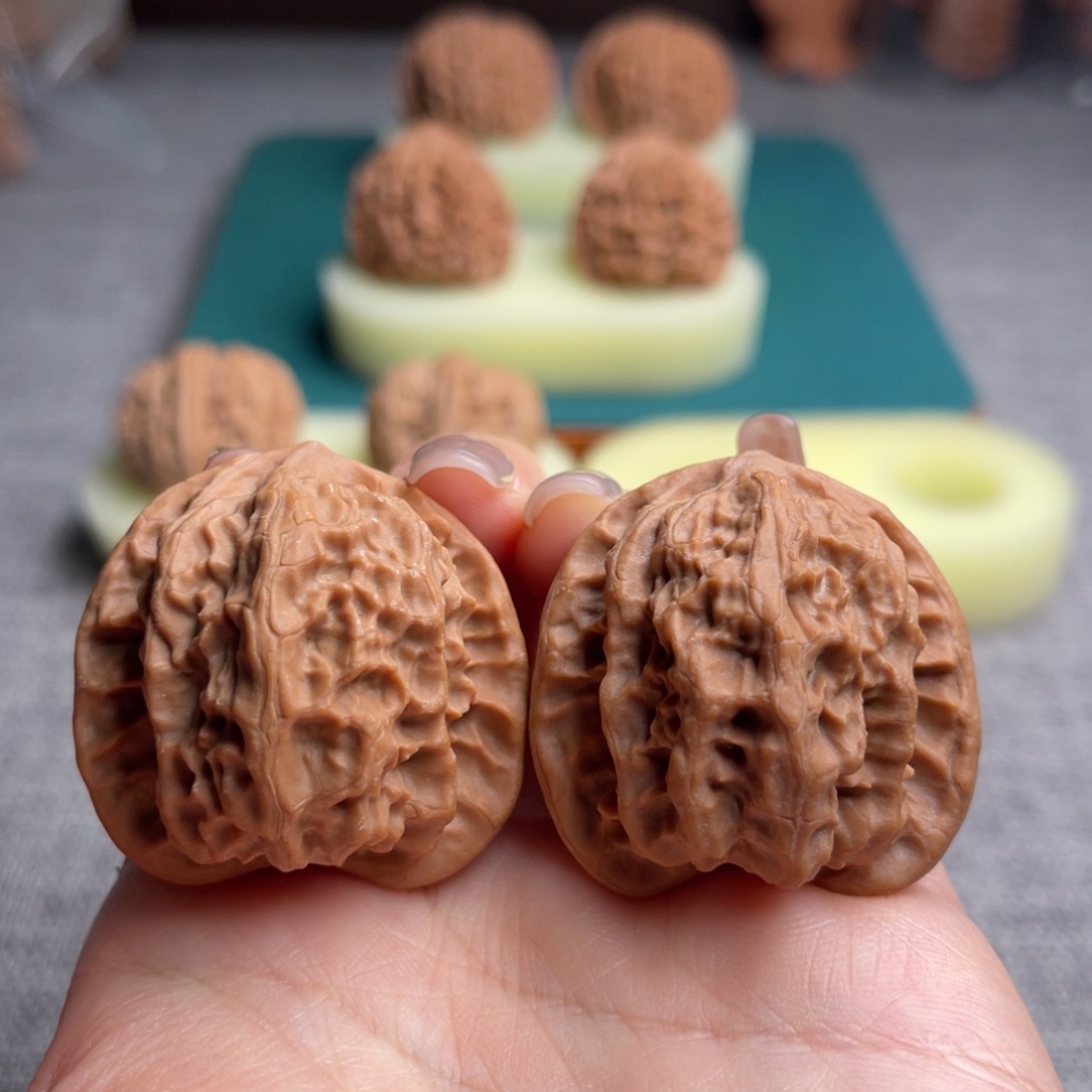 吊坠文玩核桃39野狼全品