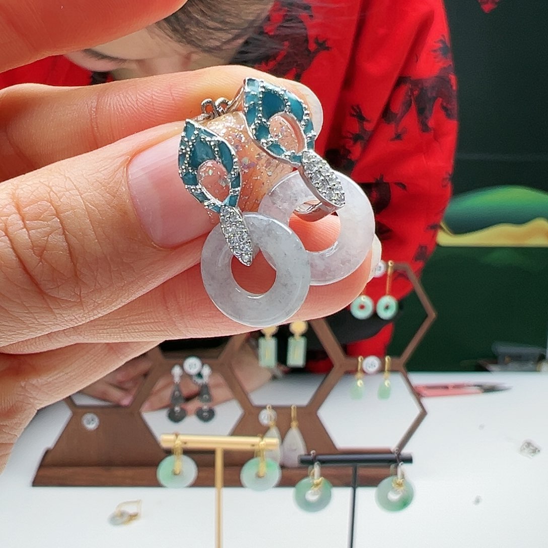 翡翠耳饰银S925镶嵌天然翡翠耳饰银s925镶嵌