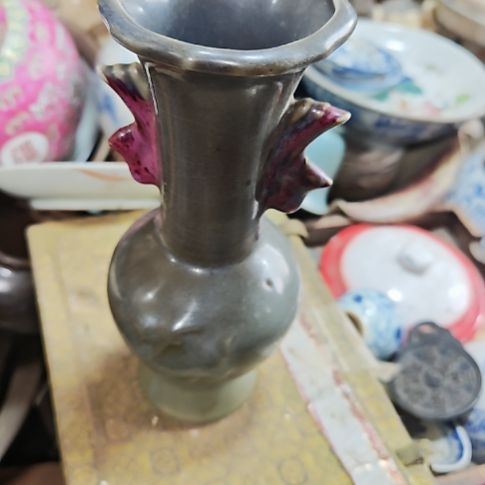 刘***具陶陶瓷器摆件百件