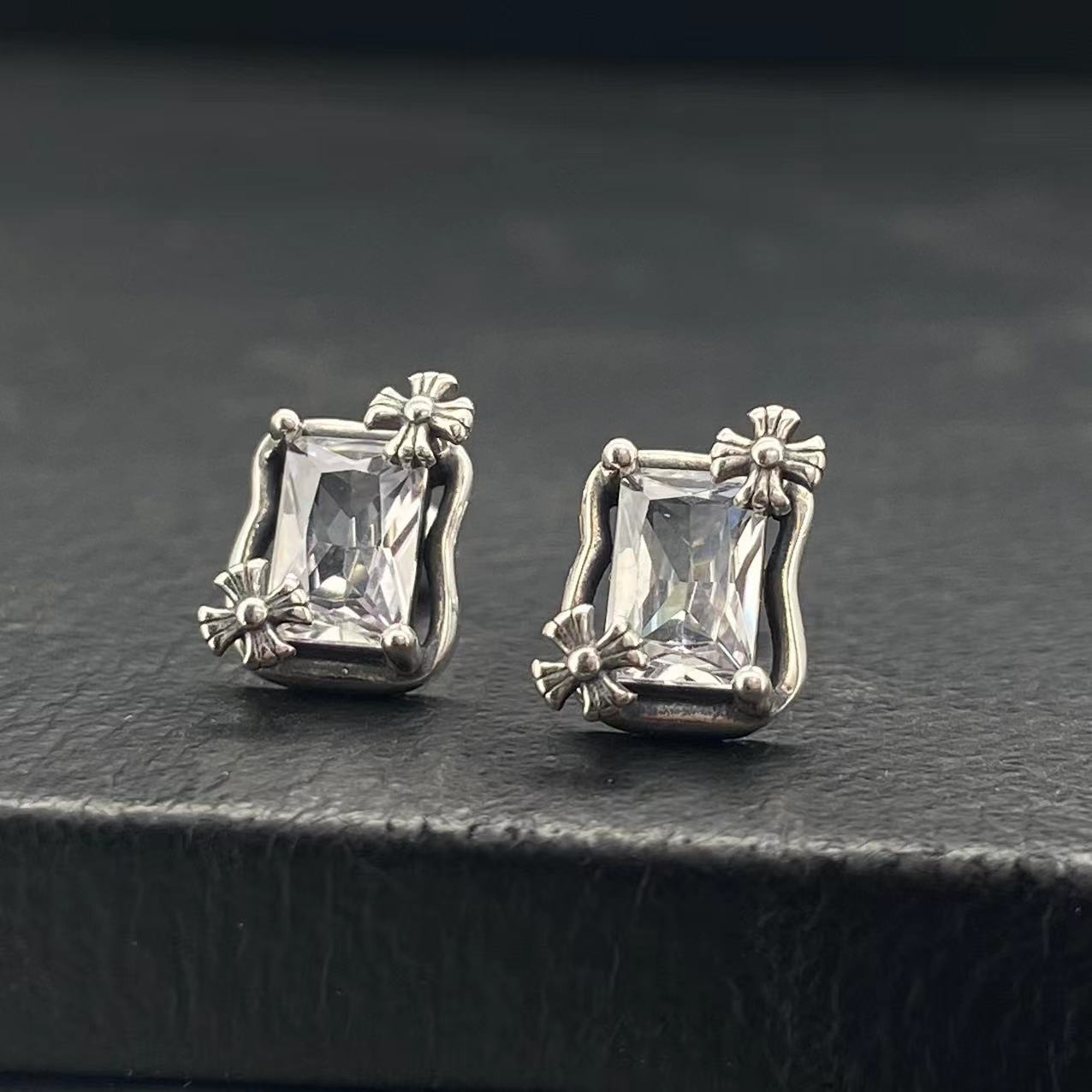 925银合成锆石耳饰 A157小众精工方糖锆石银耳钉