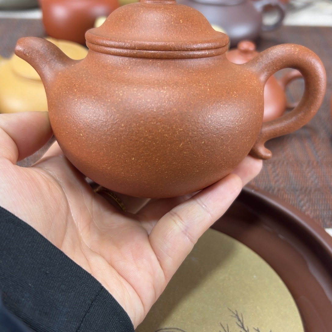 茶壶紫砂红降坡莲子