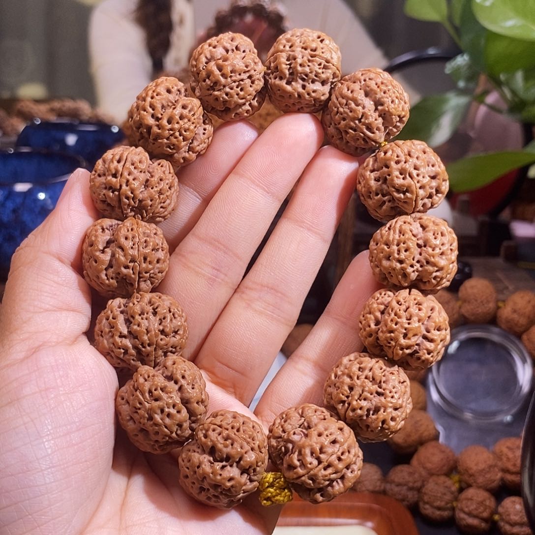 金刚菩提手串灵**步铁血梅花22mm