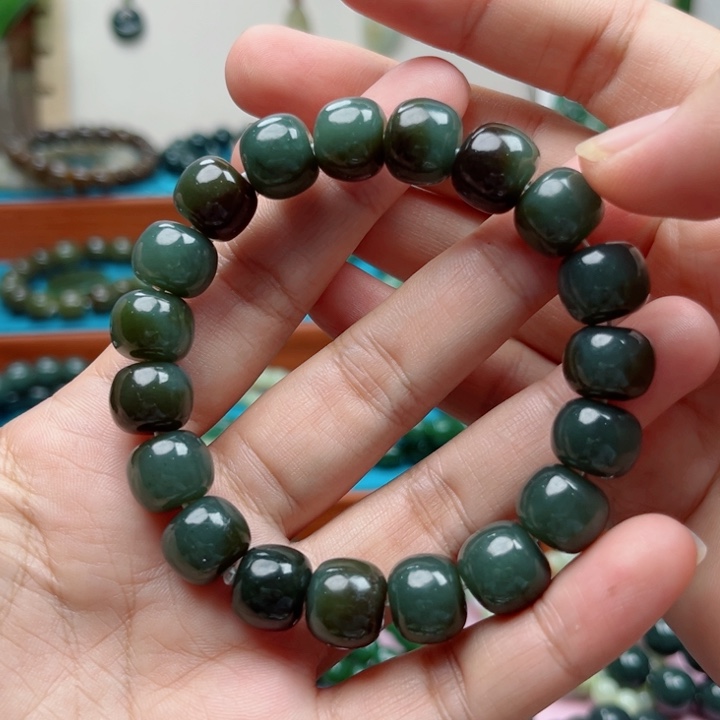 未镶嵌手链和田玉卡12