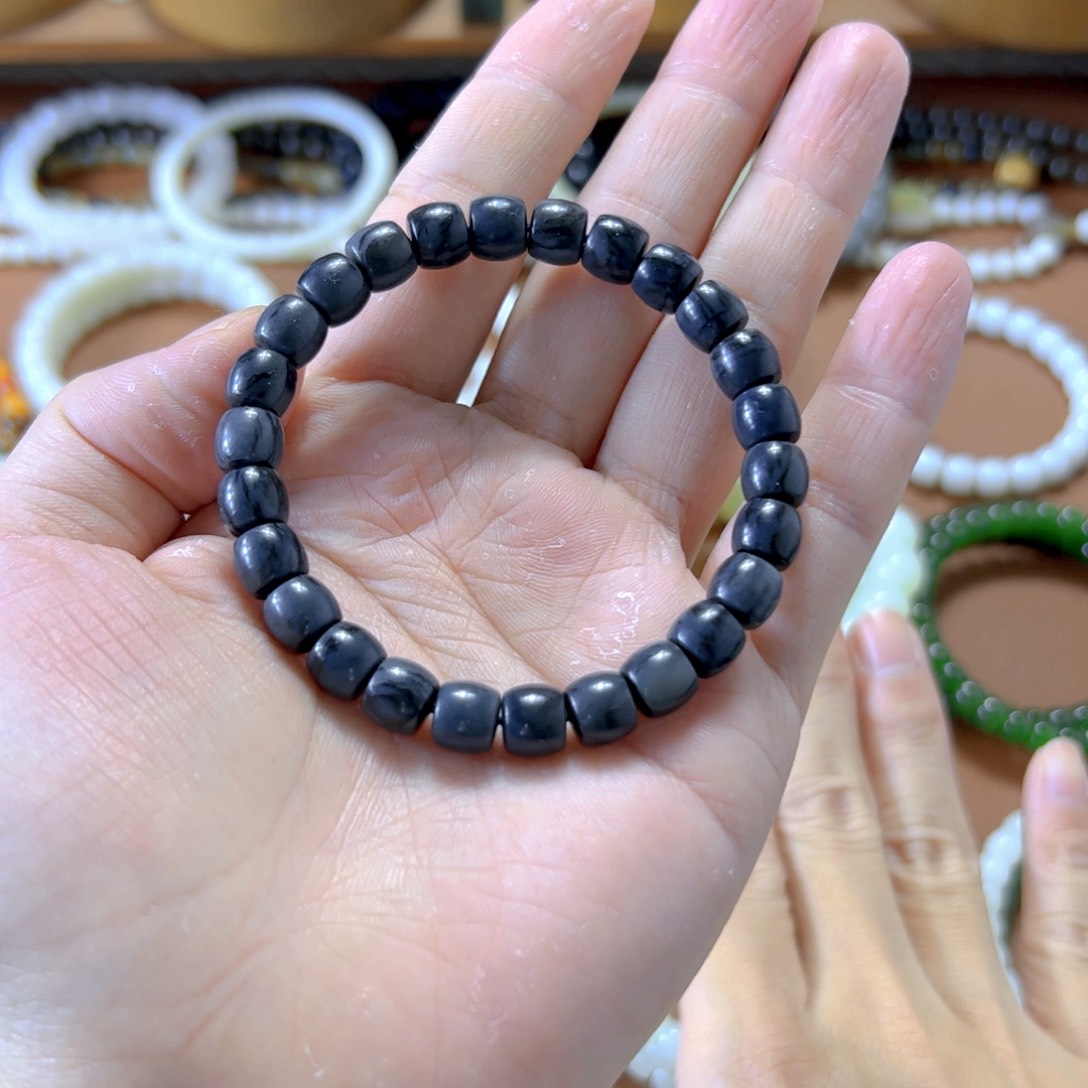 和田玉手串未镶嵌