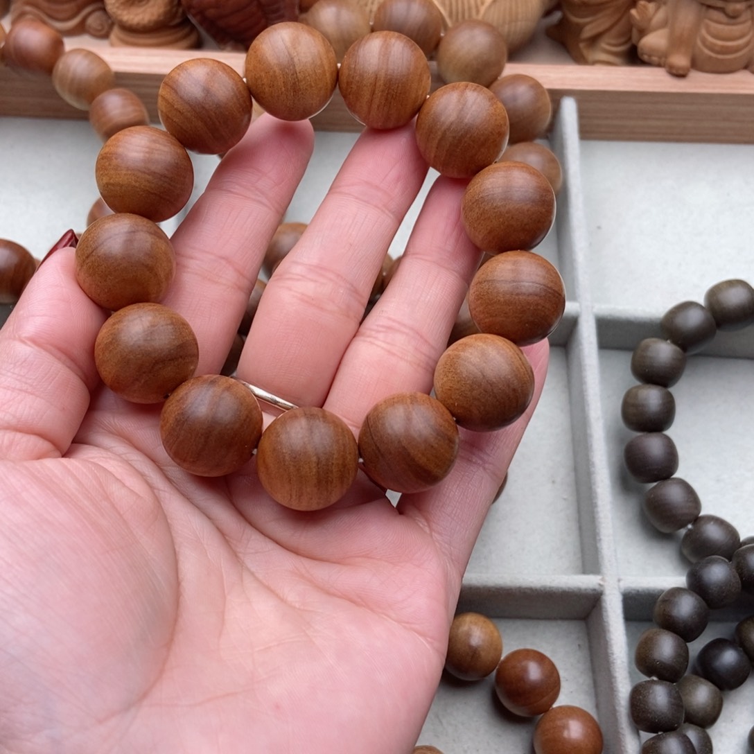 檀香木手串/手链钓*翁老山檀黑肉奶香手串