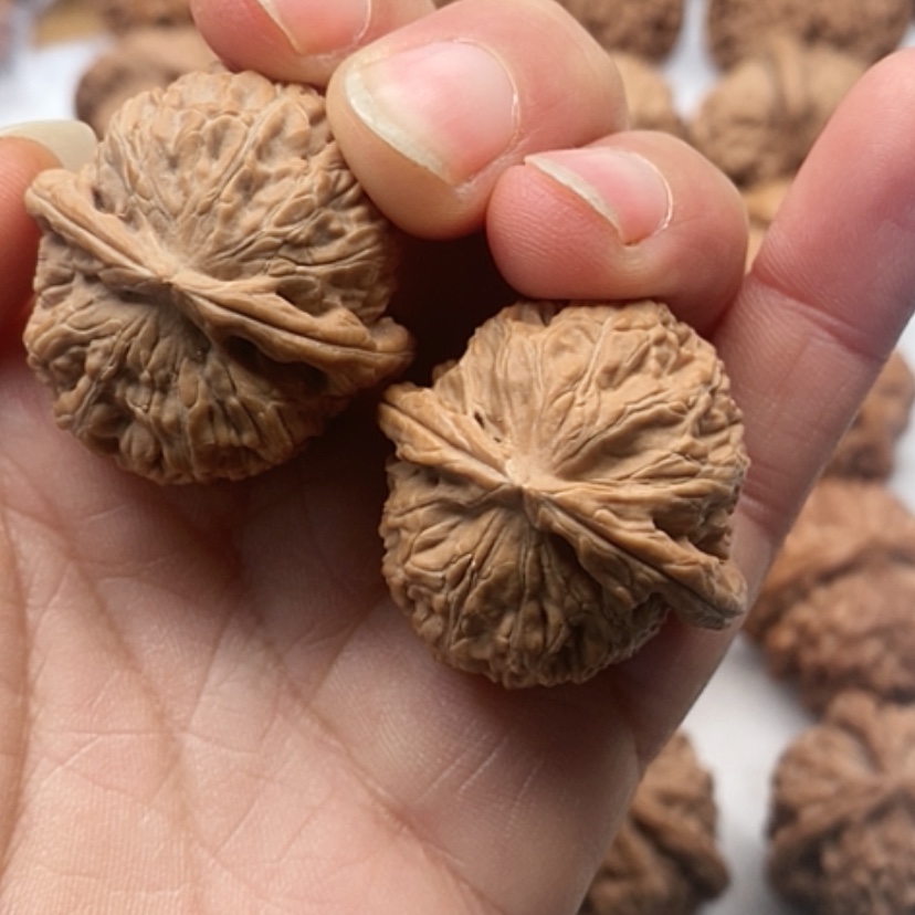 【闪购商品】吊坠文玩核桃怪***干白狮子，