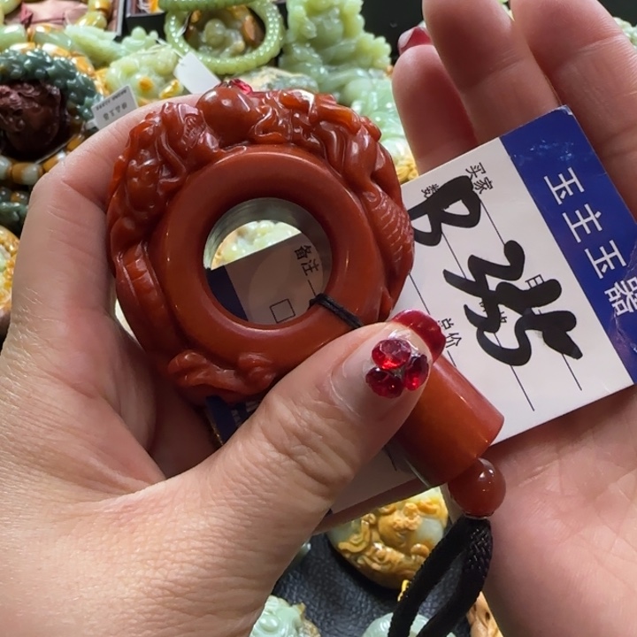 透闪石质玉手把未镶嵌