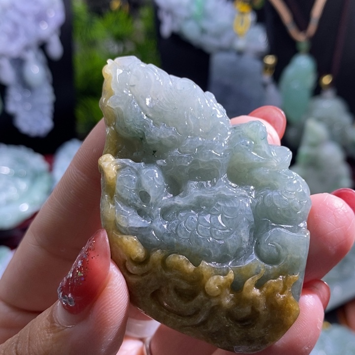 【闪购商品】颈饰未镶嵌翡翠龙牌