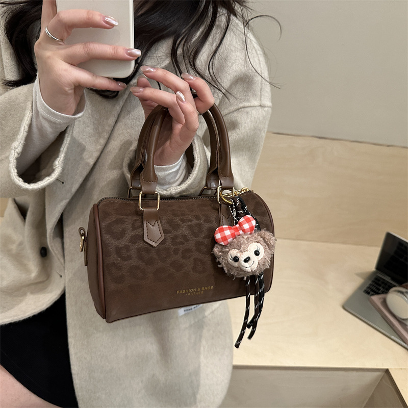 豹纹纯色百搭小众复古风单根洋气拉链斜挎包秋冬肩包