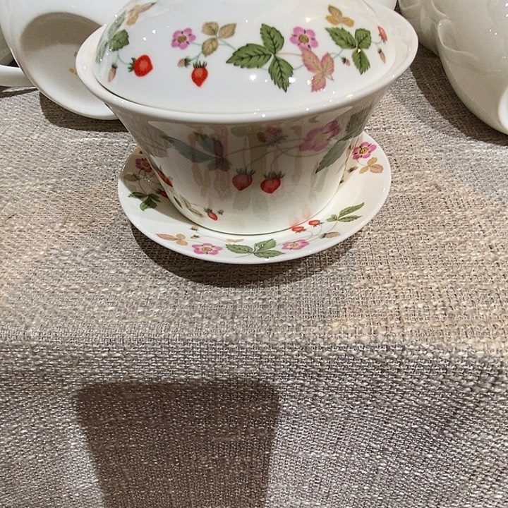 0***6骨质瓷库存产品盖碗