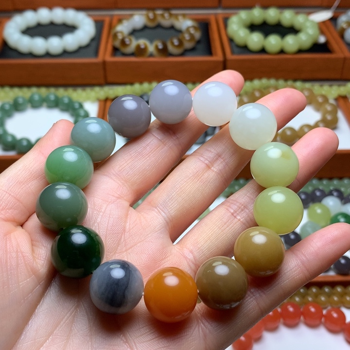 和田玉手串未镶嵌