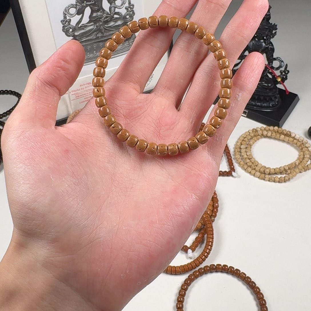 吊坠椰蒂出去玩出去玩出去玩