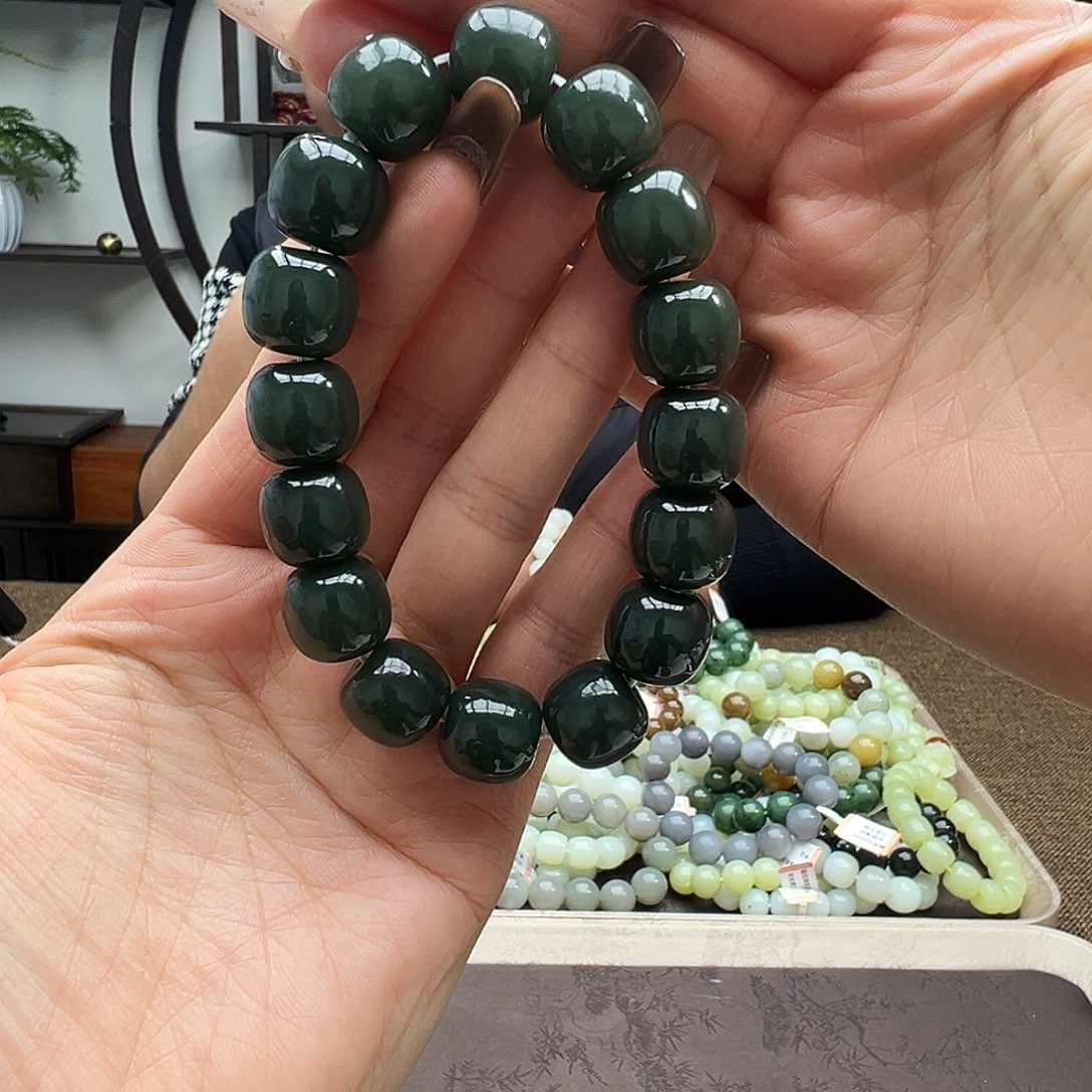 和田玉未镶嵌手链14且末