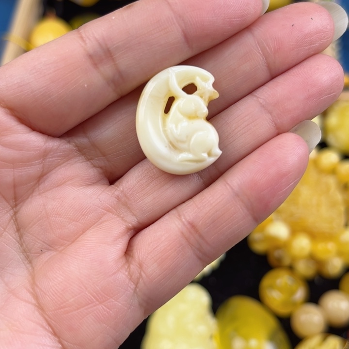 琥珀珠宝奇石未镶嵌琥珀