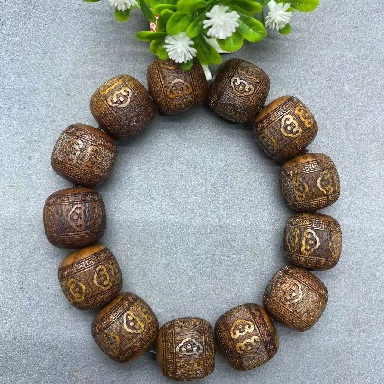 561号文玩成品手串