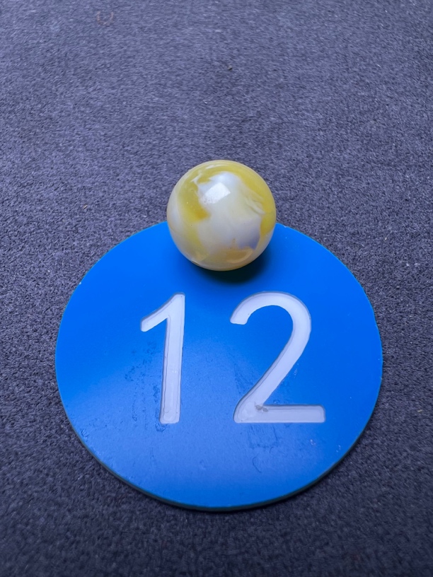 天然原矿蜜蜡精品金瓷白圆珠 微瑕疵 尺寸12mm