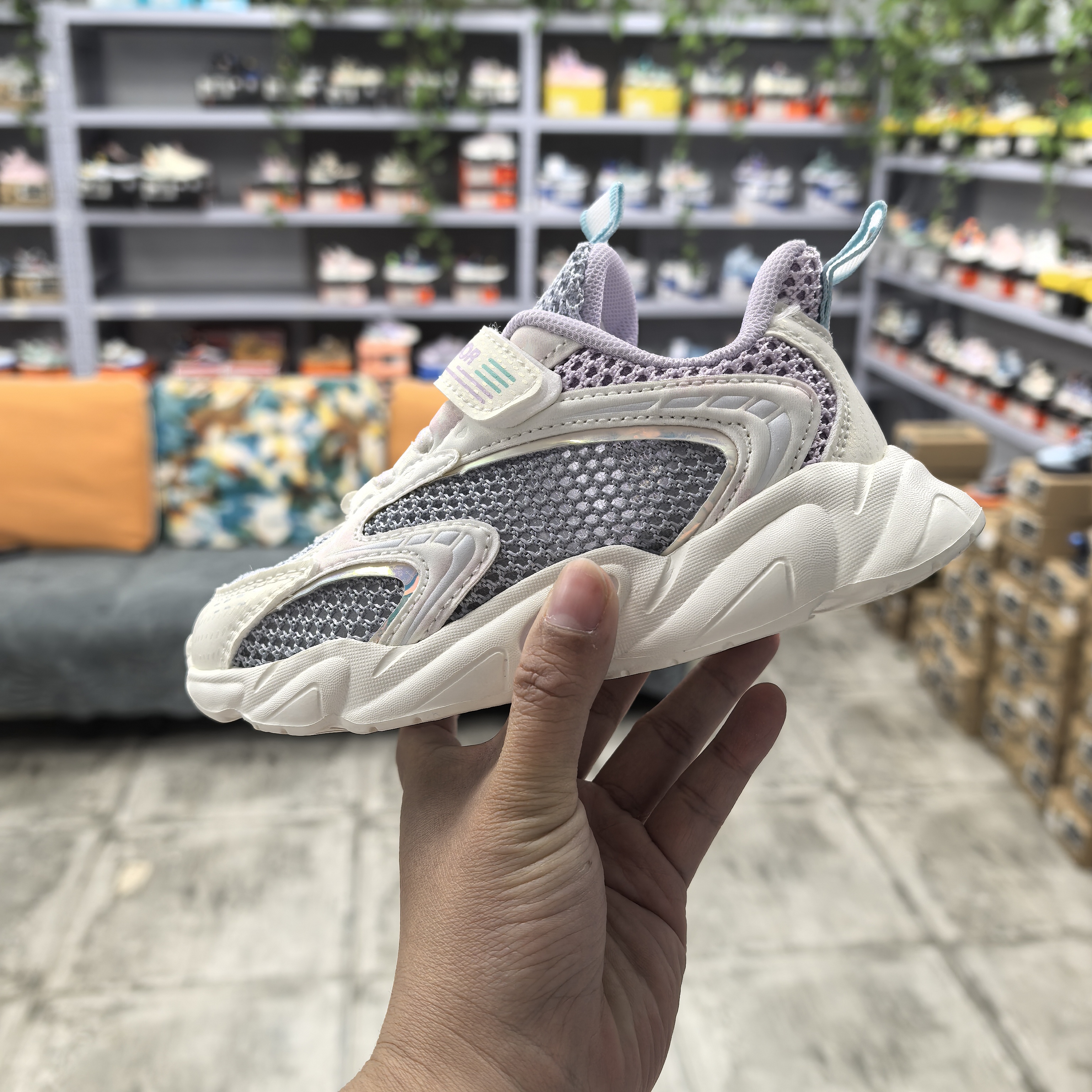 【东哥专享】女童儿童单网夏季运动鞋鞋魔术贴款40302