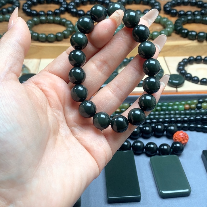 和田玉（青玉）手链未镶嵌