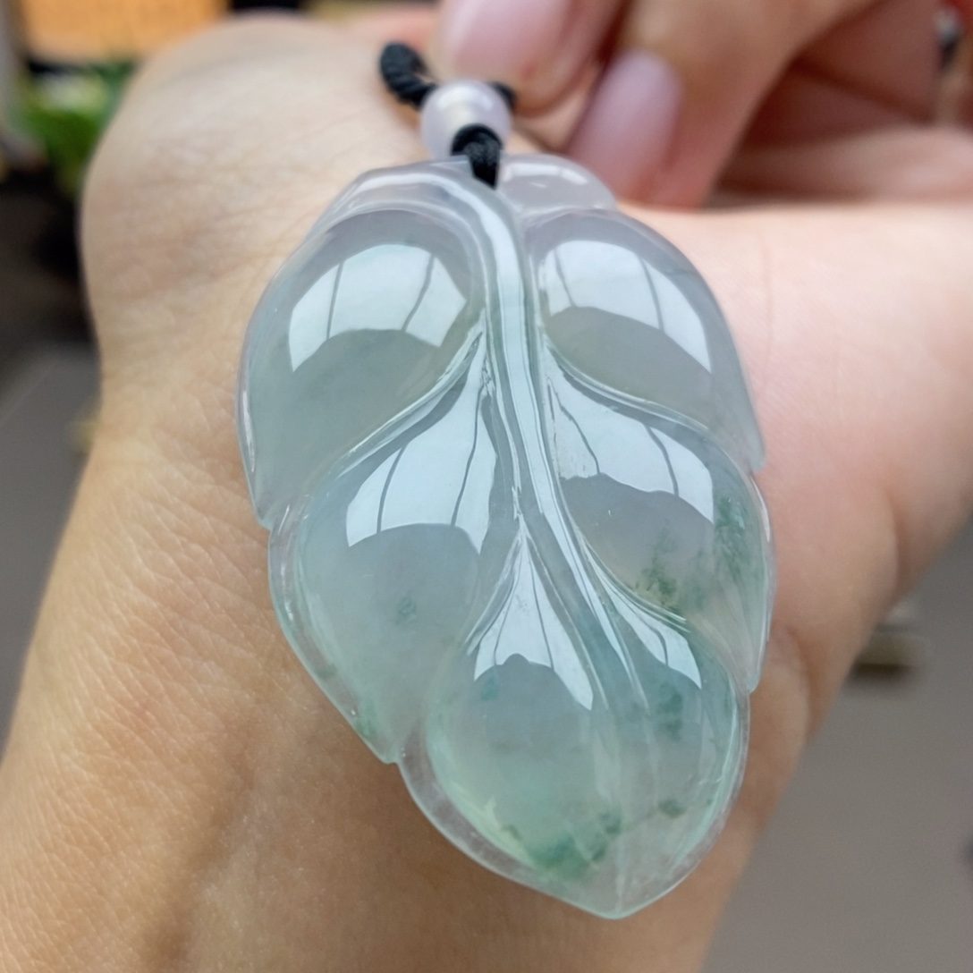 翡翠未镶嵌颈饰吊坠19