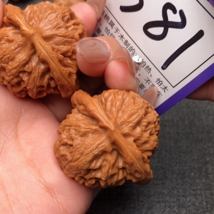 桃核吊坠42尺寸宫灯 381