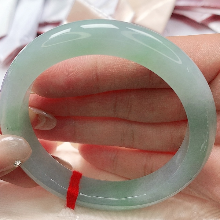 翡翠手镯未镶嵌缅甸天然A货翡翠