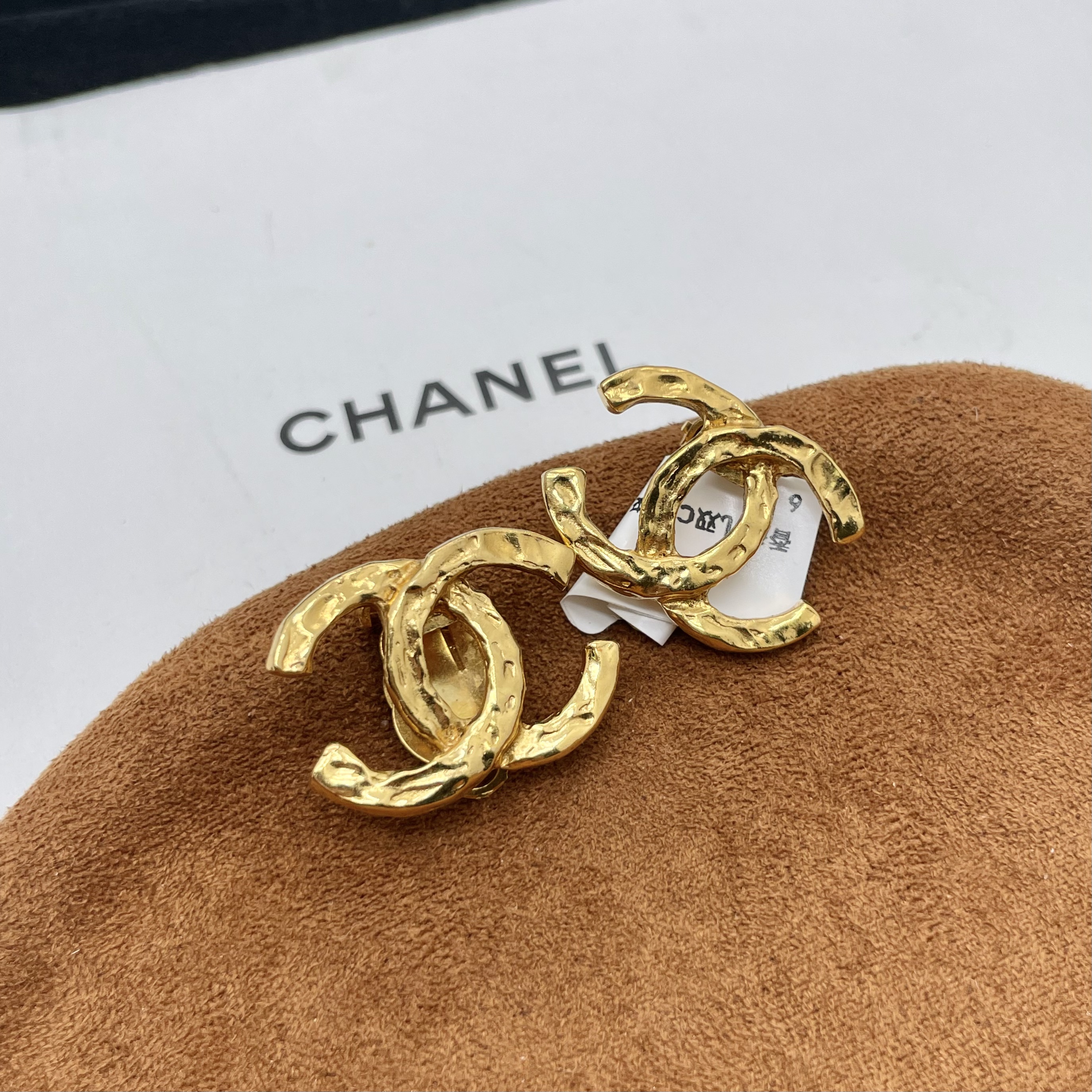 95新 Chanel/香奈儿 香奈儿素金双c耳夹/x07119