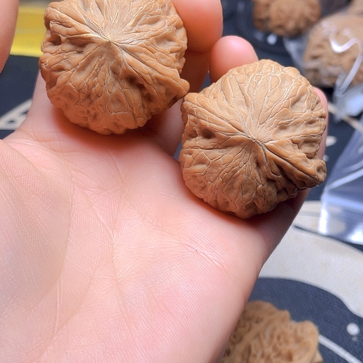 文玩核桃吊坠铁锤妹妹