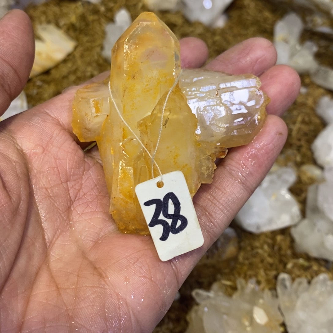 水晶原石摆件未镶嵌水晶