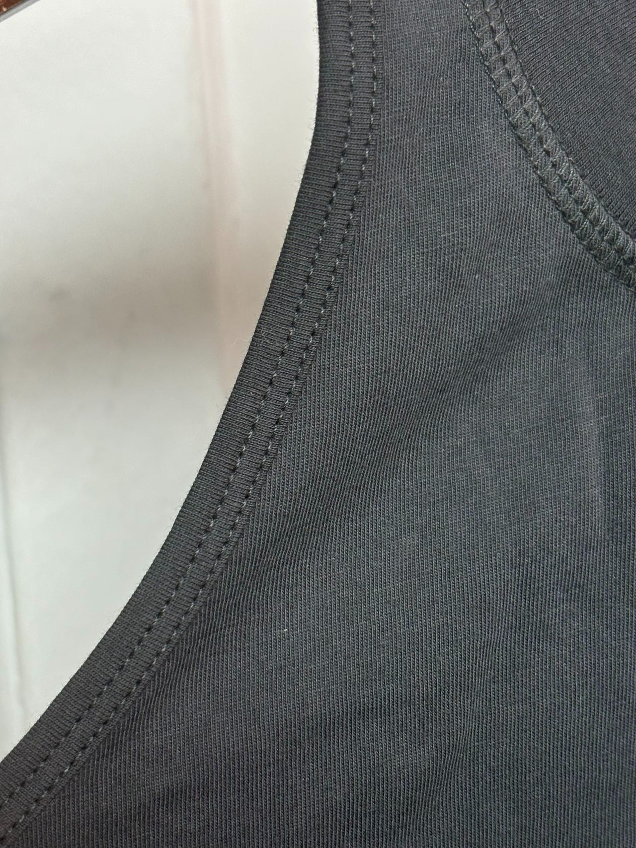 [轻奢] 女款时尚百搭休闲小背心ZK671