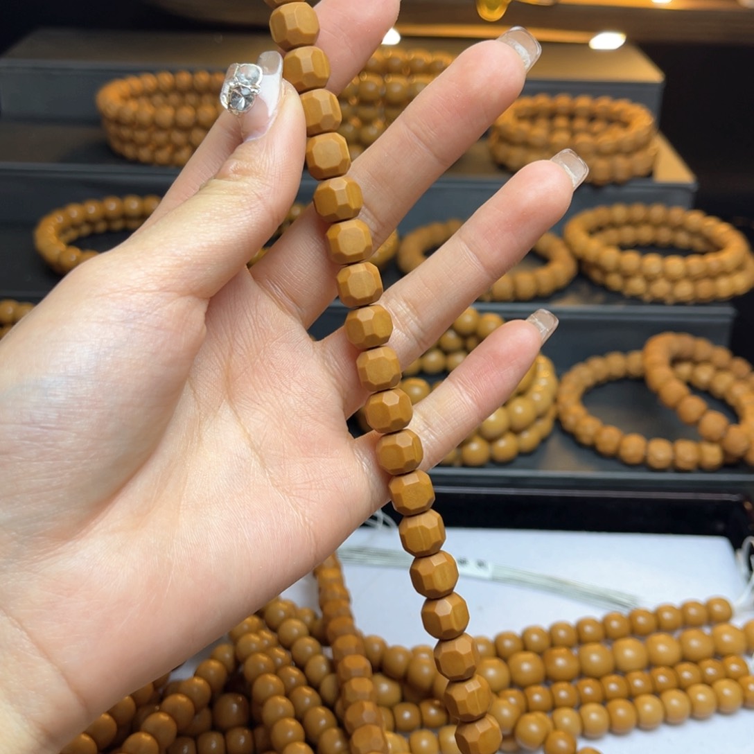 猴头核桃吊坠M**g星途六方