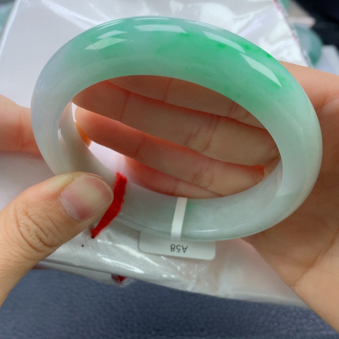 翡翠手镯未镶嵌58.8正