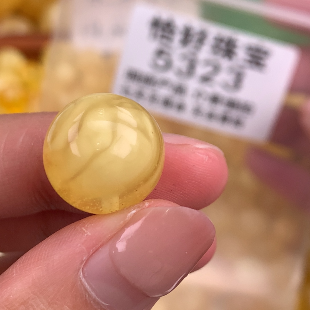 琥珀未镶嵌珠宝奇石15.3粉