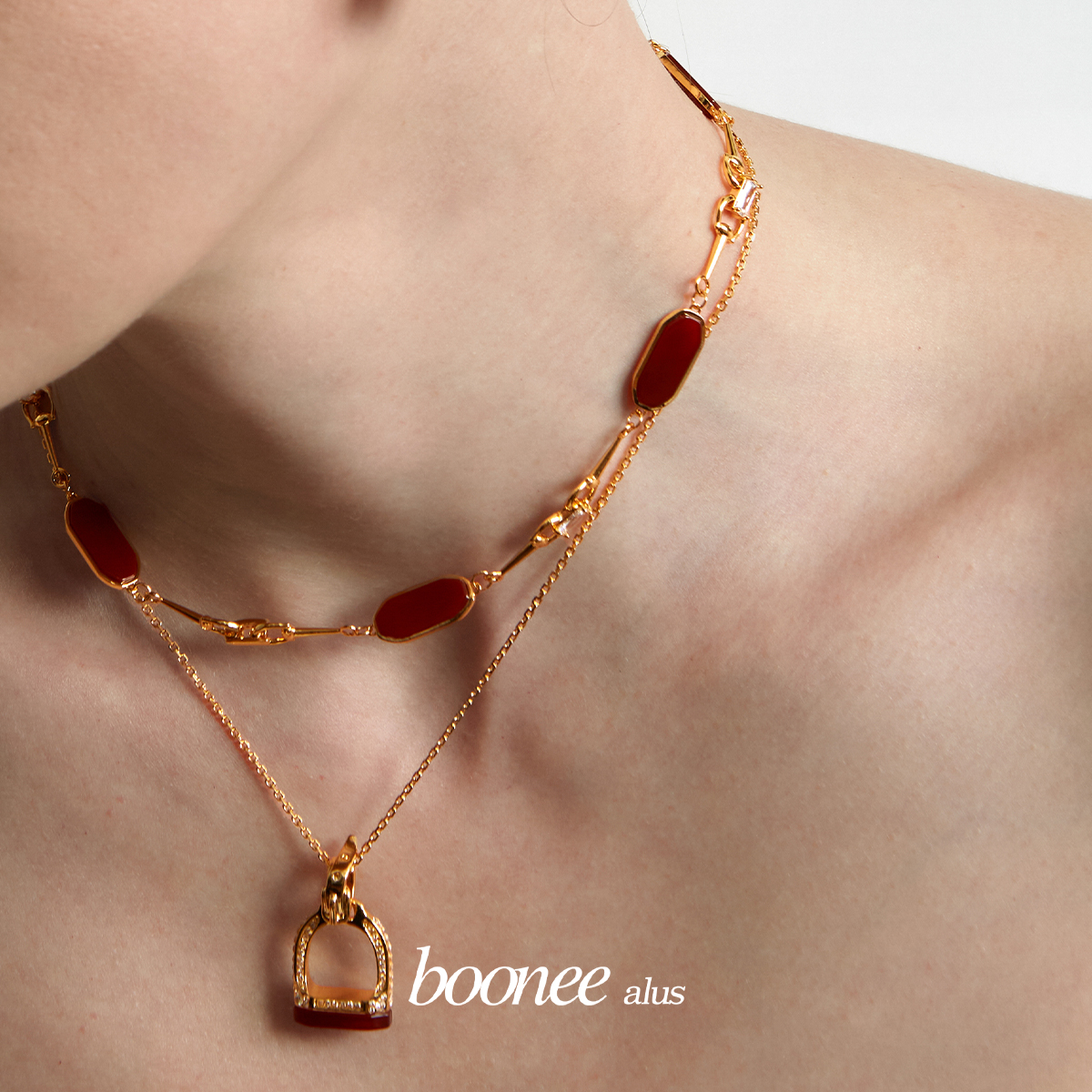 boonee alus 铜合金合成锆石项链 马蹄扣红色项链轻奢高级感颈链