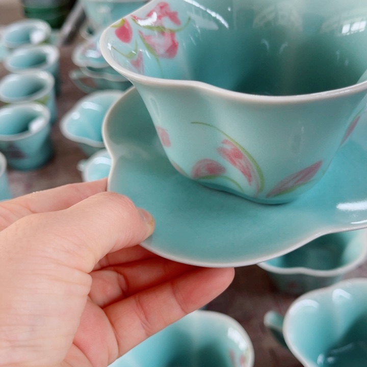 青瓷哈哈哈哈哈哈哈哈哈哈哈哈