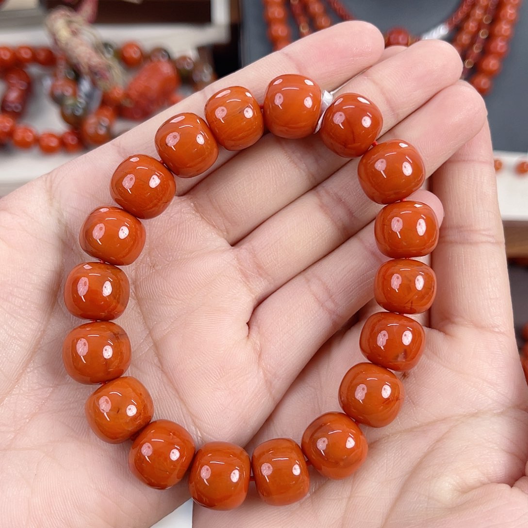 孟***蜓南红玛瑙未镶嵌瓦西柿子红满肉老型单圈13mm