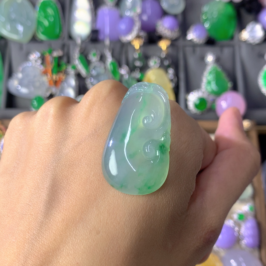 翡翠未镶嵌吊坠(不含链)